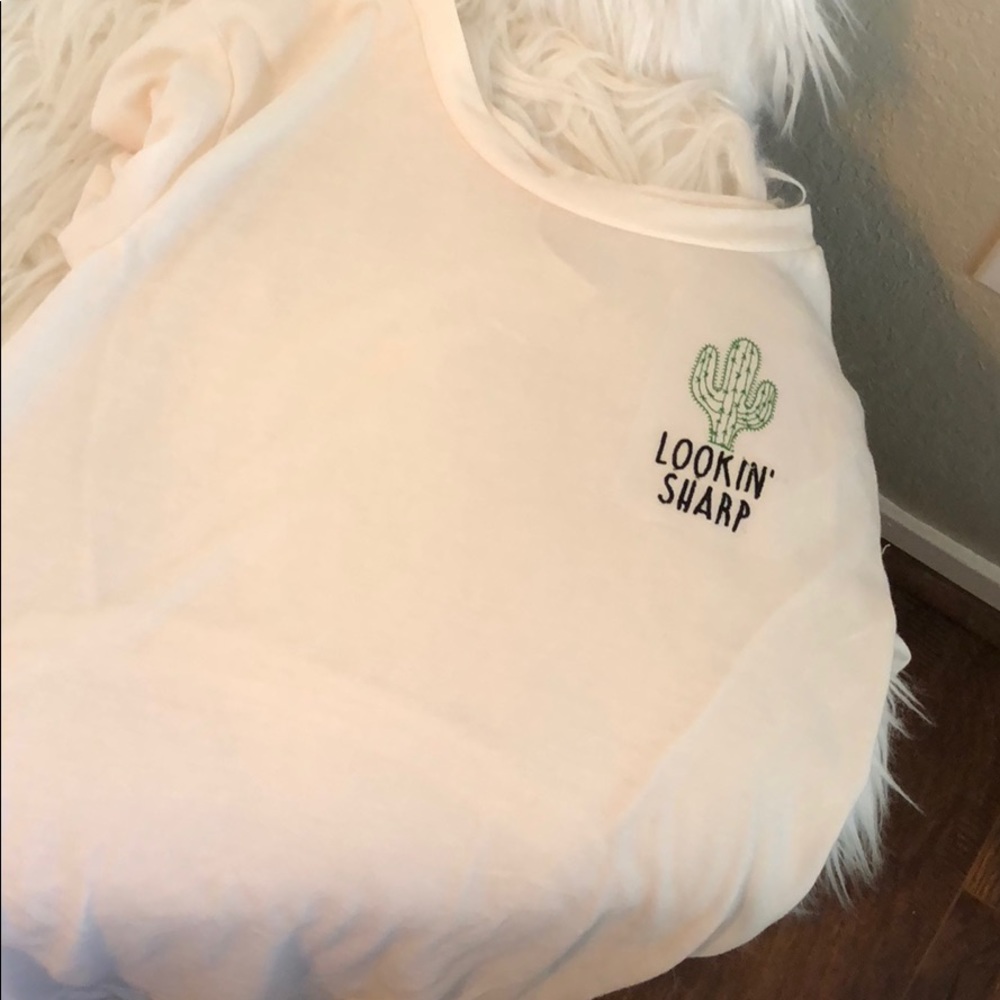 Cute white shirt